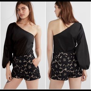 Express mid rise Lace Floral Shorts sz 12